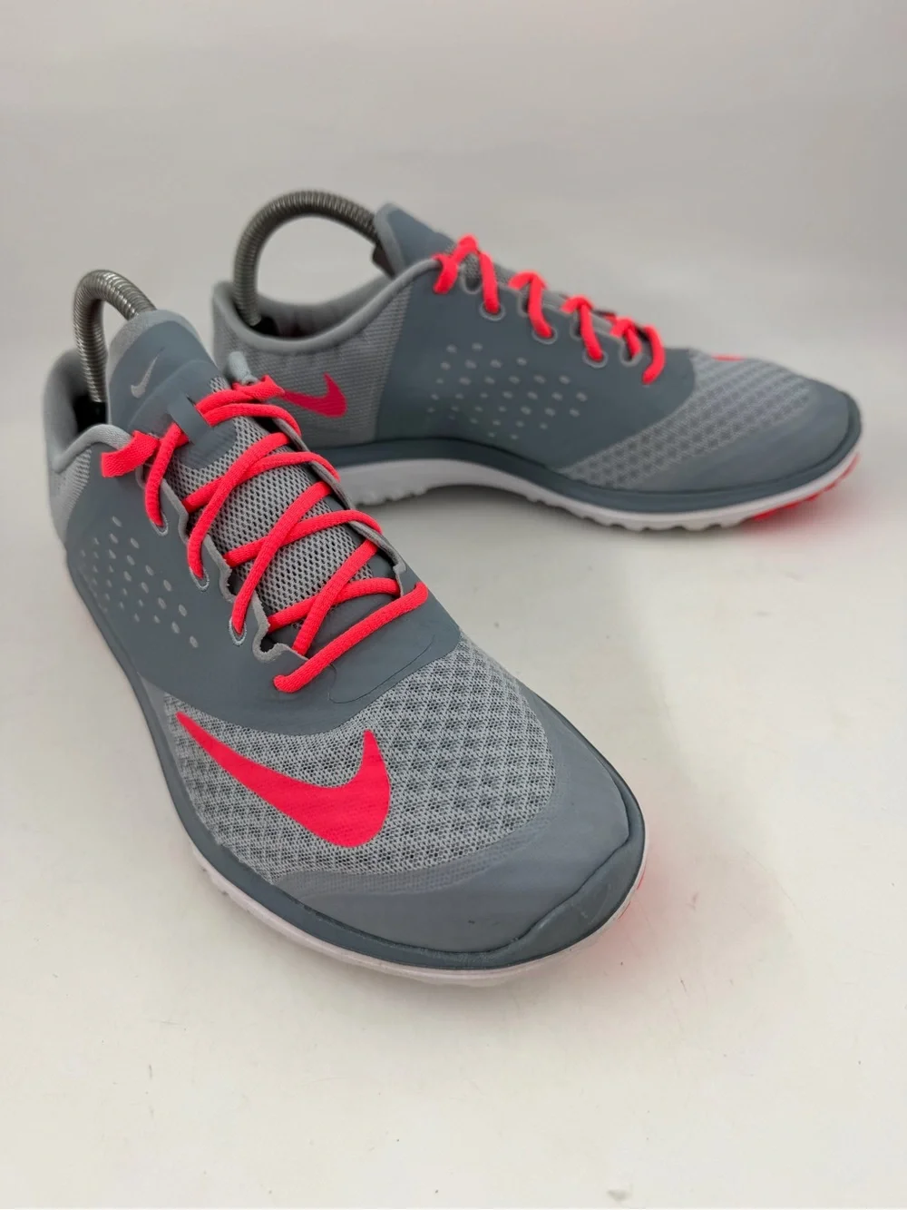 Nike Women’s FS Lite Run 2 -SZ 8.5- Grey 684667-003 Running Shoes - LIKE NEW